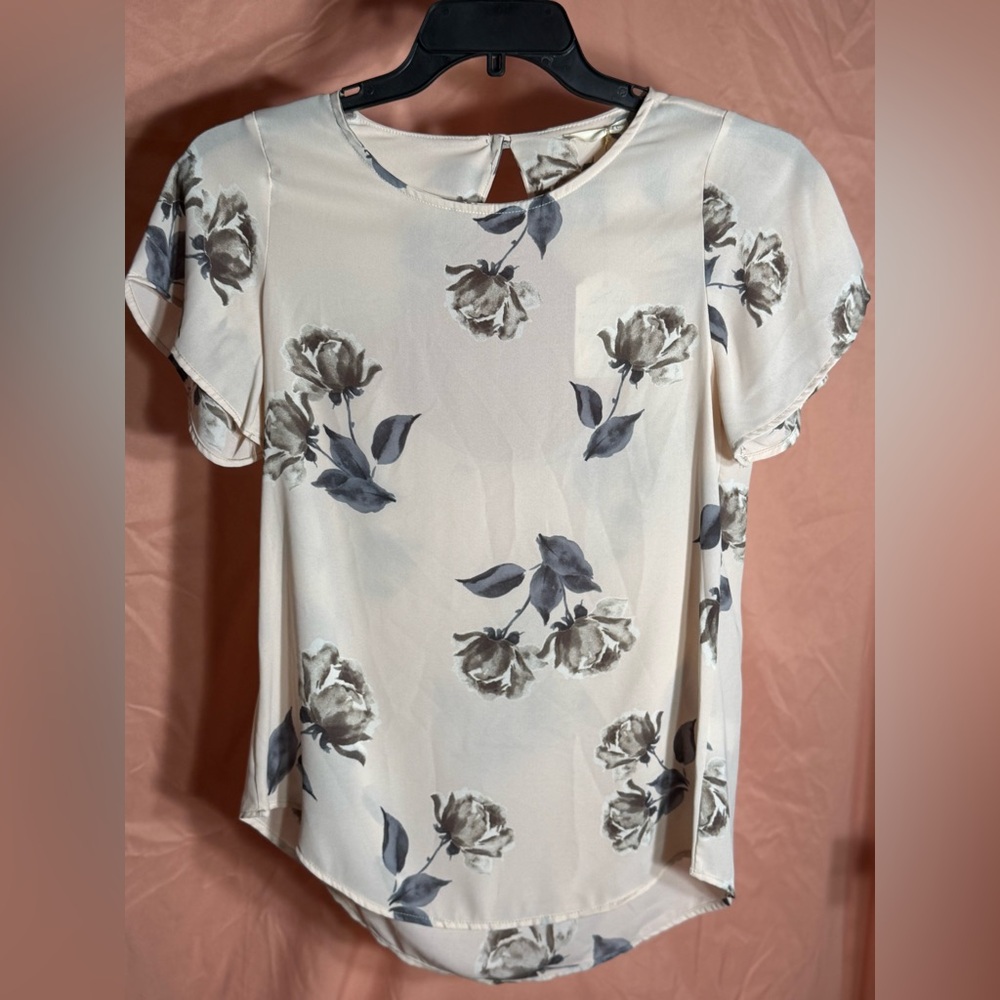 NWT Jella C Boutique top in L